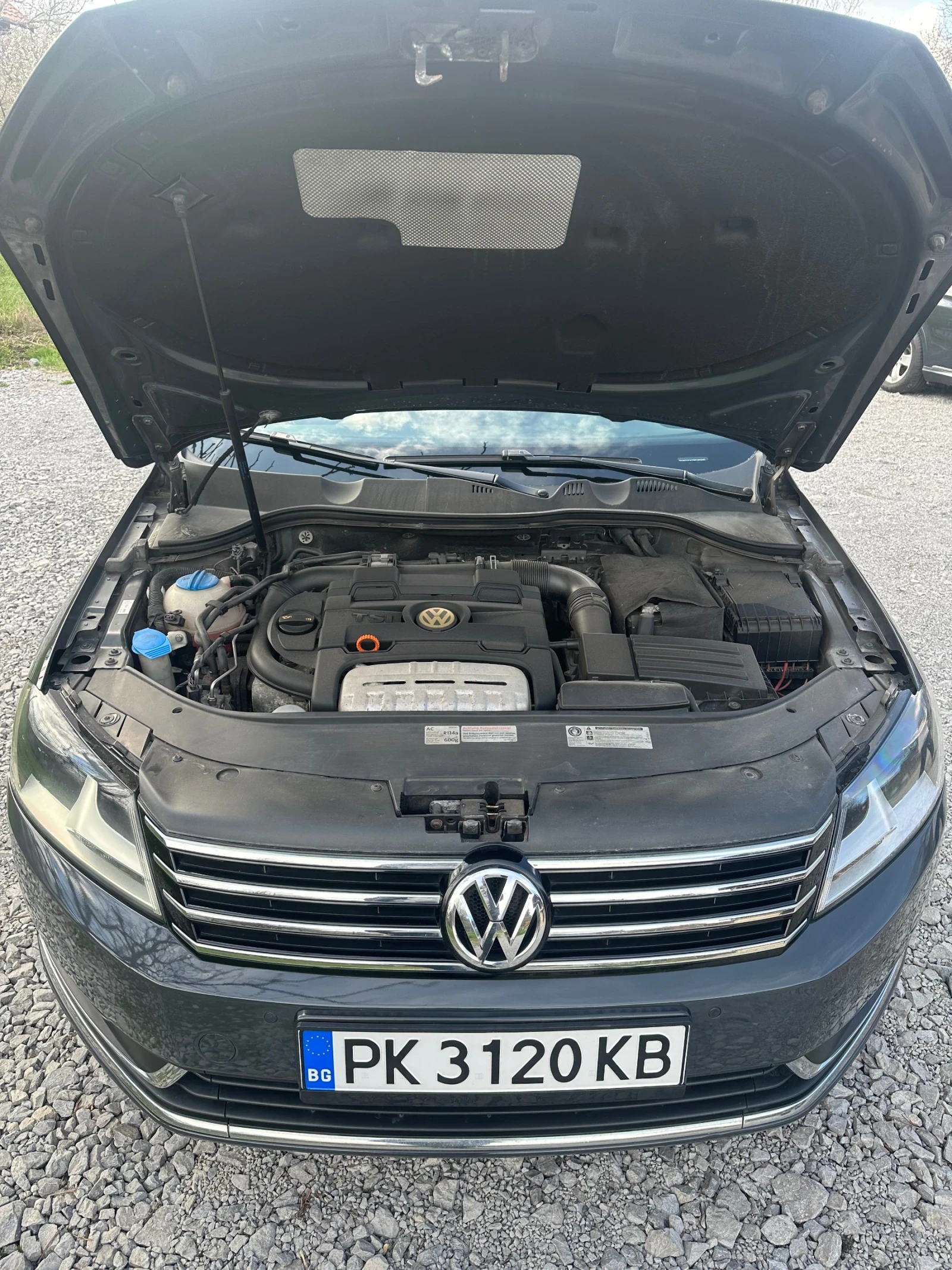 VW Passat 1, 4 tsi, снимка 10 - Автомобили и джипове - 53841504