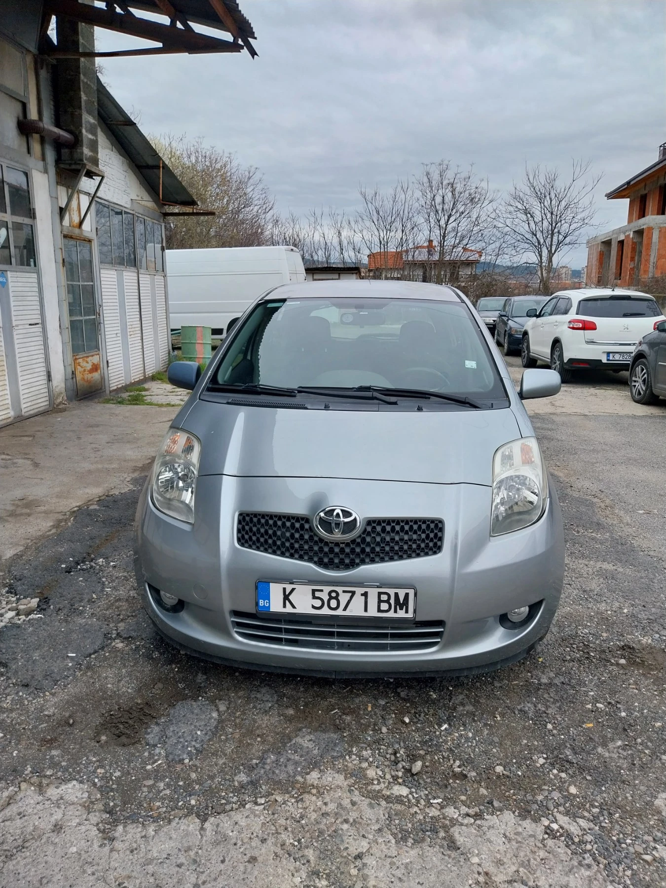 Toyota Yaris, снимка 2 - Автомобили и джипове - 54031807