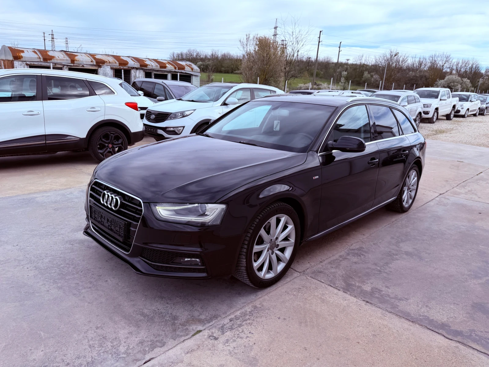 Audi A4 2.0tdi 177k.c * S-LINE* Quattro* Navi* LED* , снимка 2 - Автомобили и джипове - 54130215