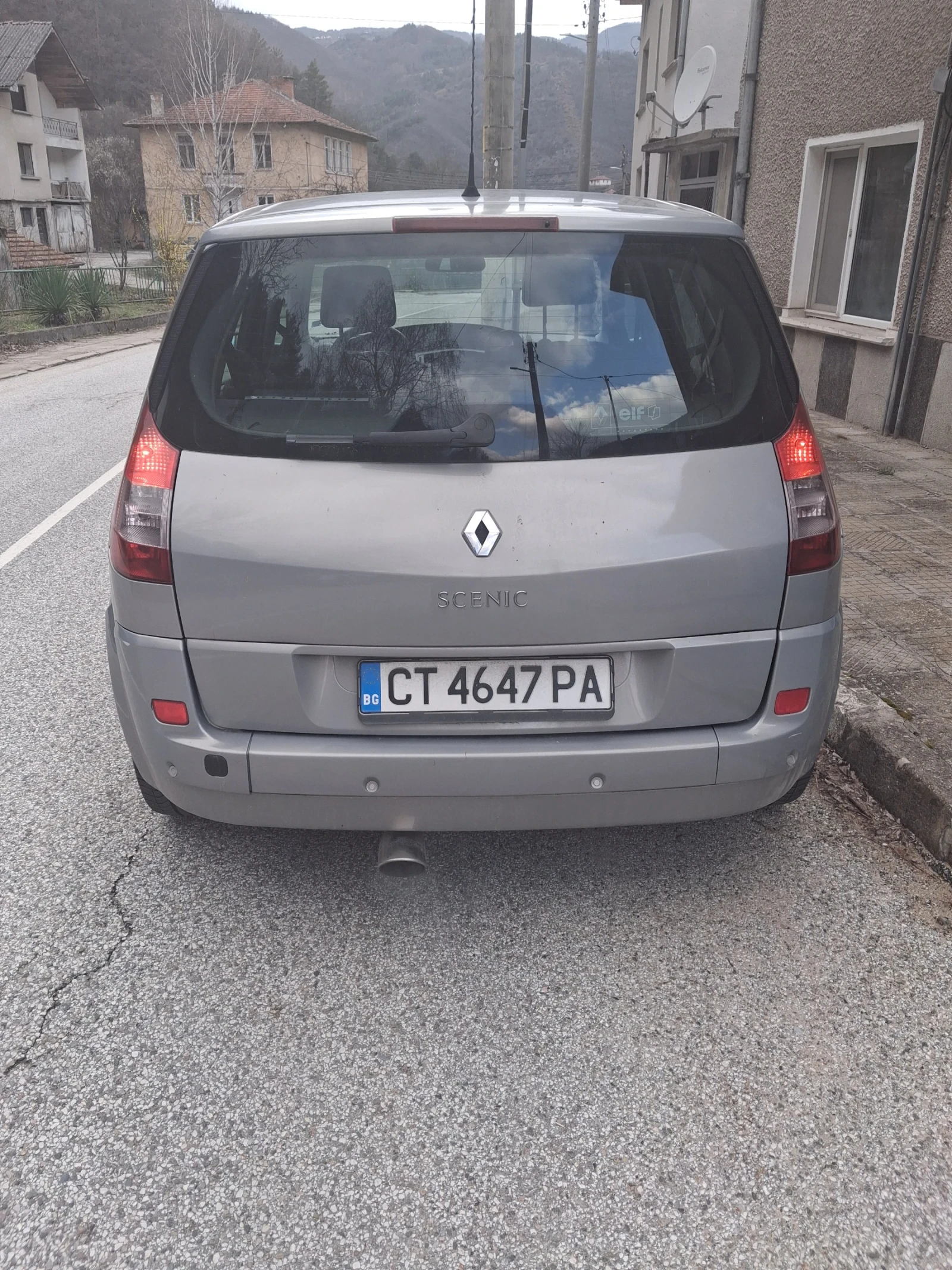 Renault Scenic 1, 6 бензин, снимка 2 - Автомобили и джипове - 54172463