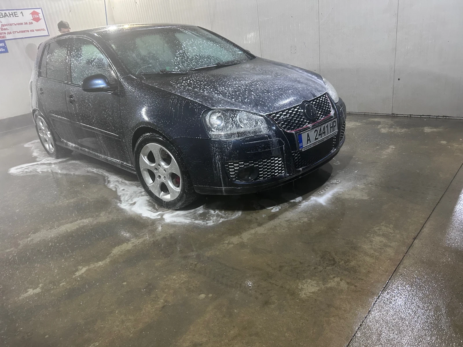 VW Golf 2.0 GTI, снимка 11 - Автомобили и джипове - 54485299