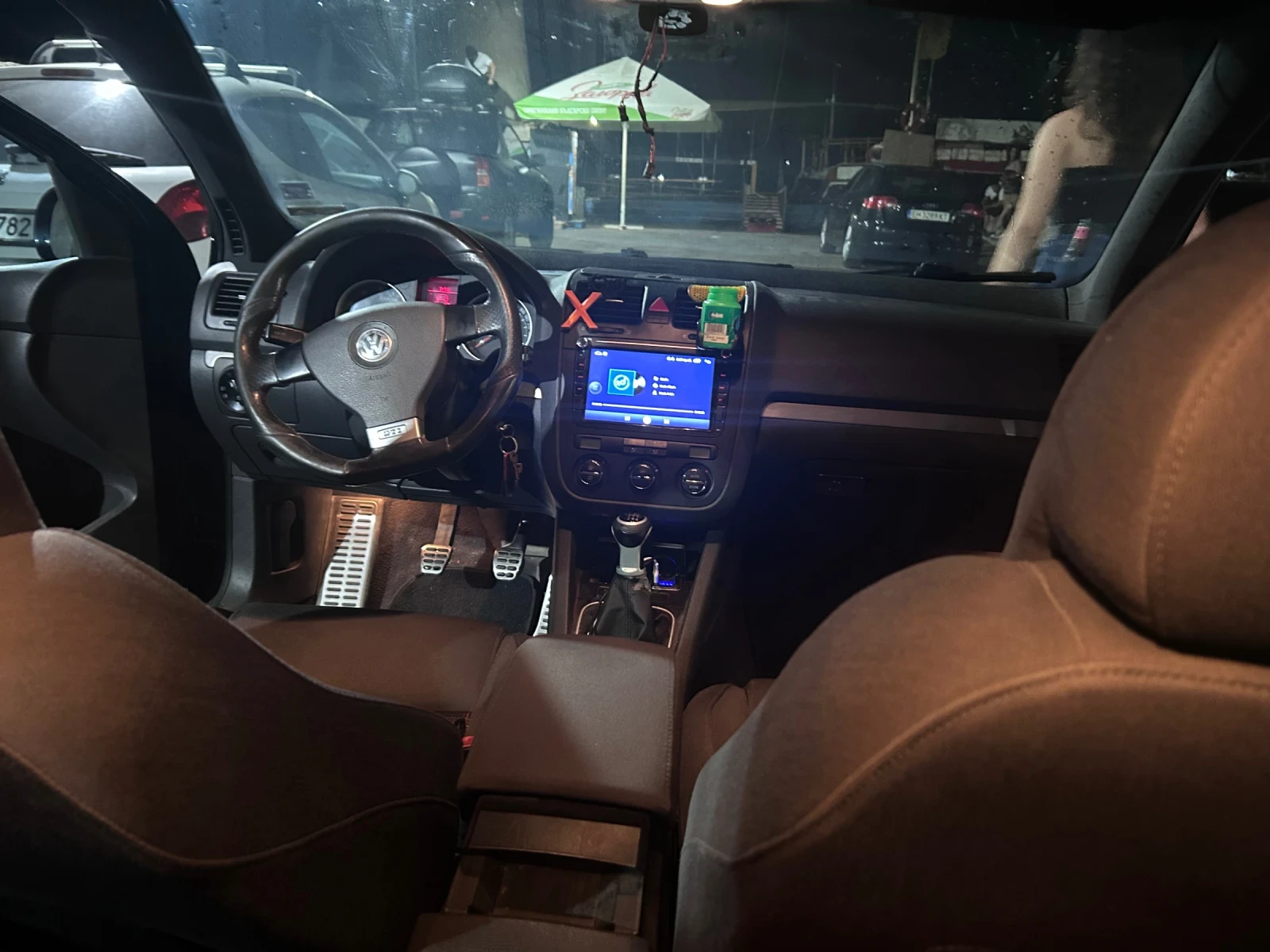 VW Golf 2.0 GTI, снимка 4 - Автомобили и джипове - 54485299