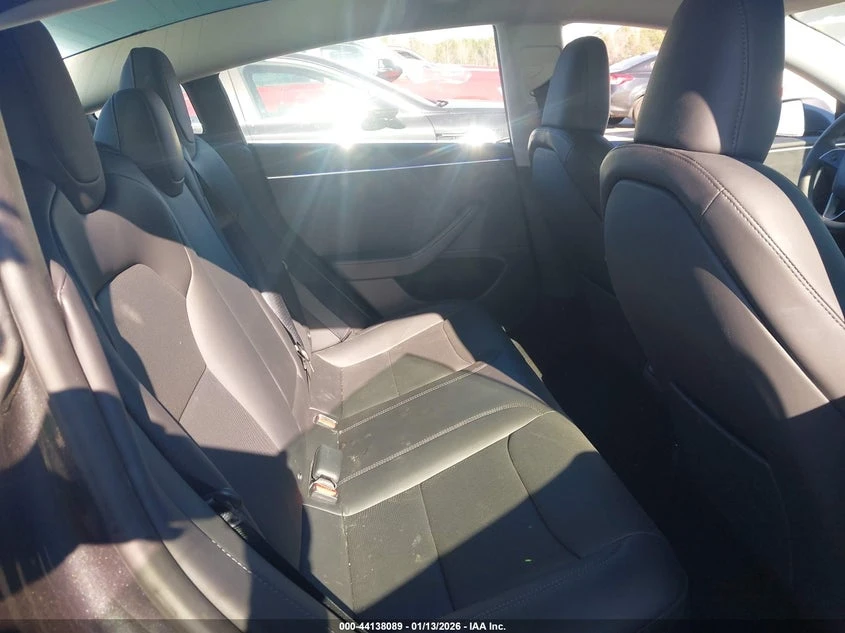 Tesla Model 3 Long Range All-Wheel Drive | Mobile.bg � ����������� 8