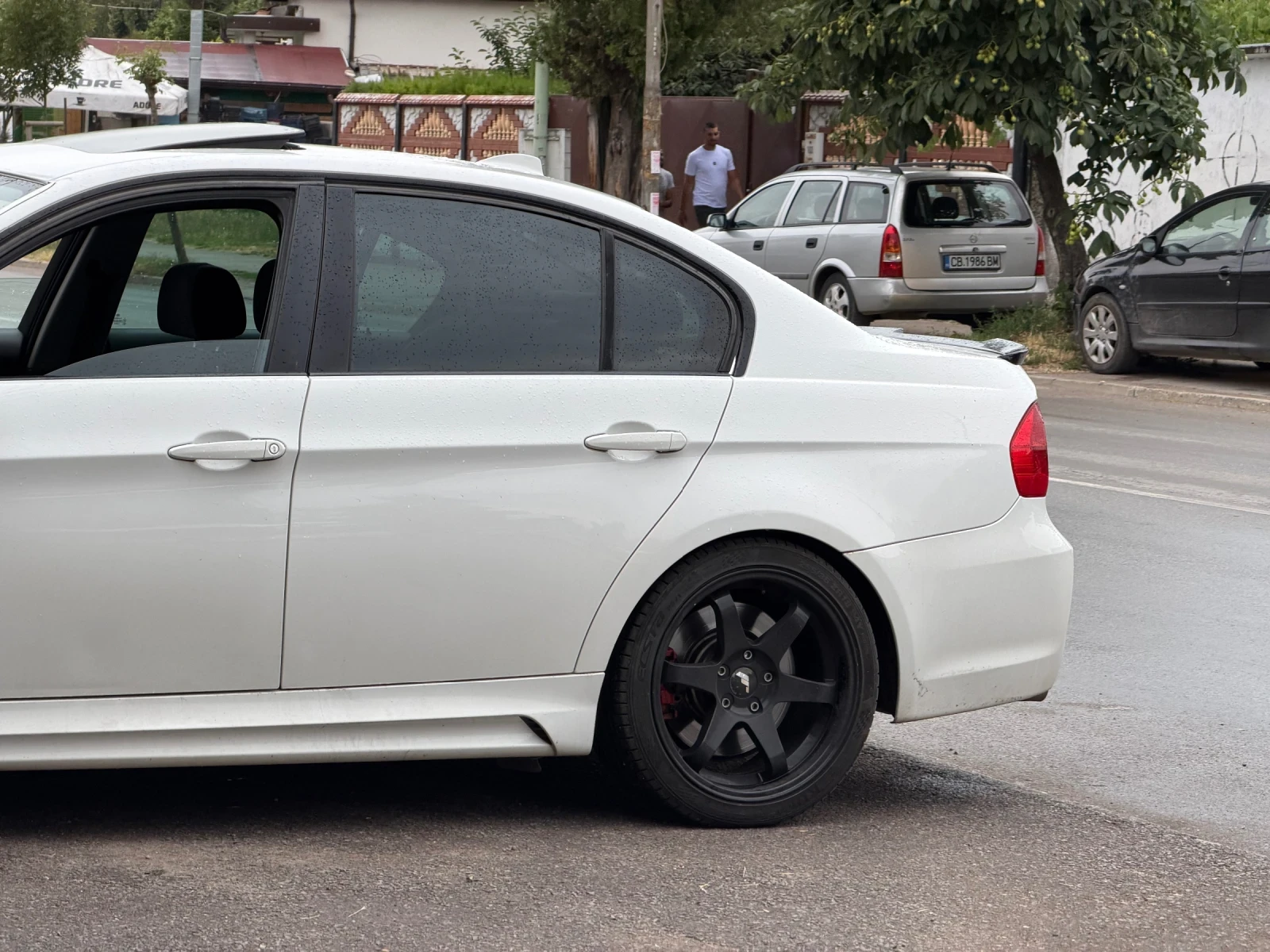 BMW 330 d 6MT/RWD M Performance , снимка 2 - Автомобили и джипове - 55394436