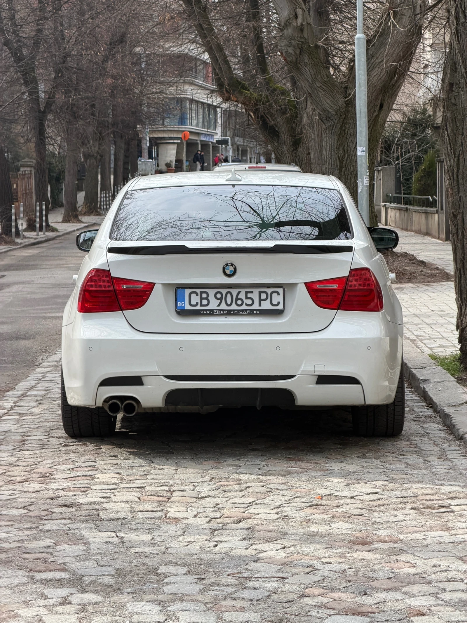 BMW 330 d 6MT/RWD M Performance , снимка 12 - Автомобили и джипове - 55394436