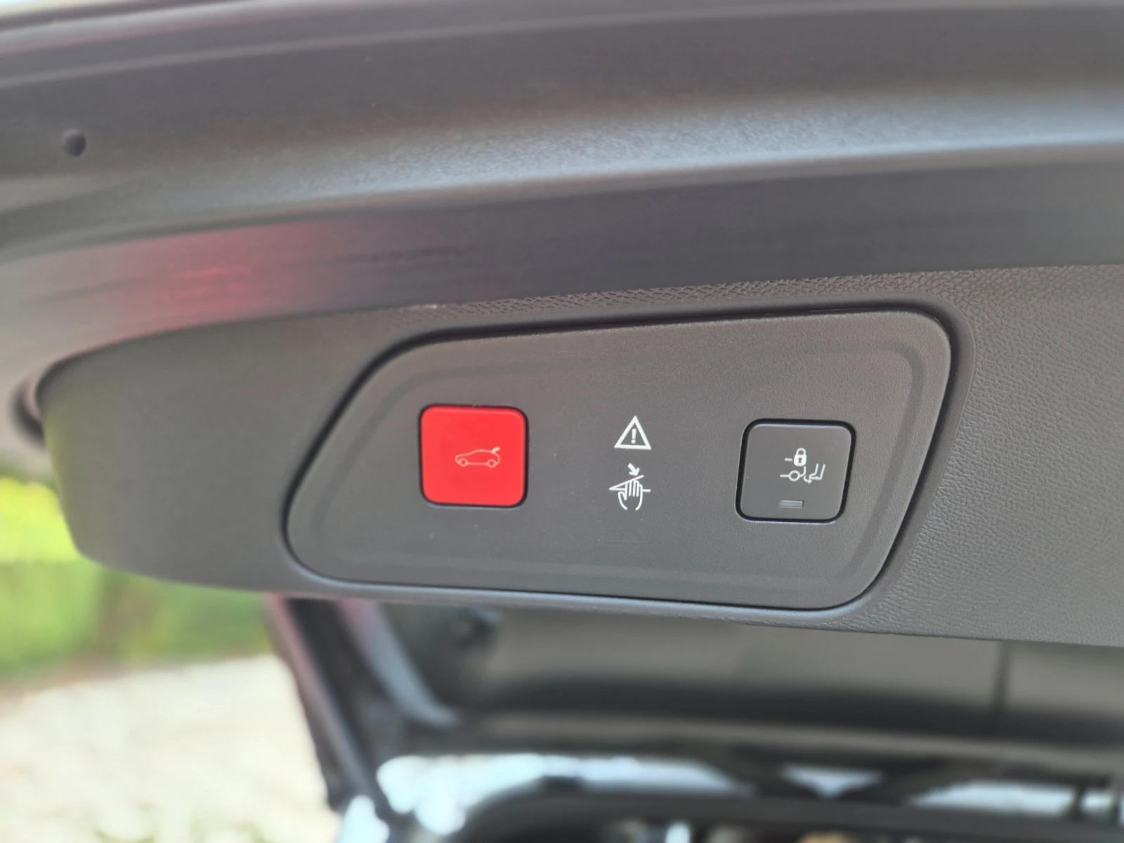 Peugeot 3008 GT 2.0 BlueHDI 181 к.с., снимка 10 - Автомобили и джипове - 55444781