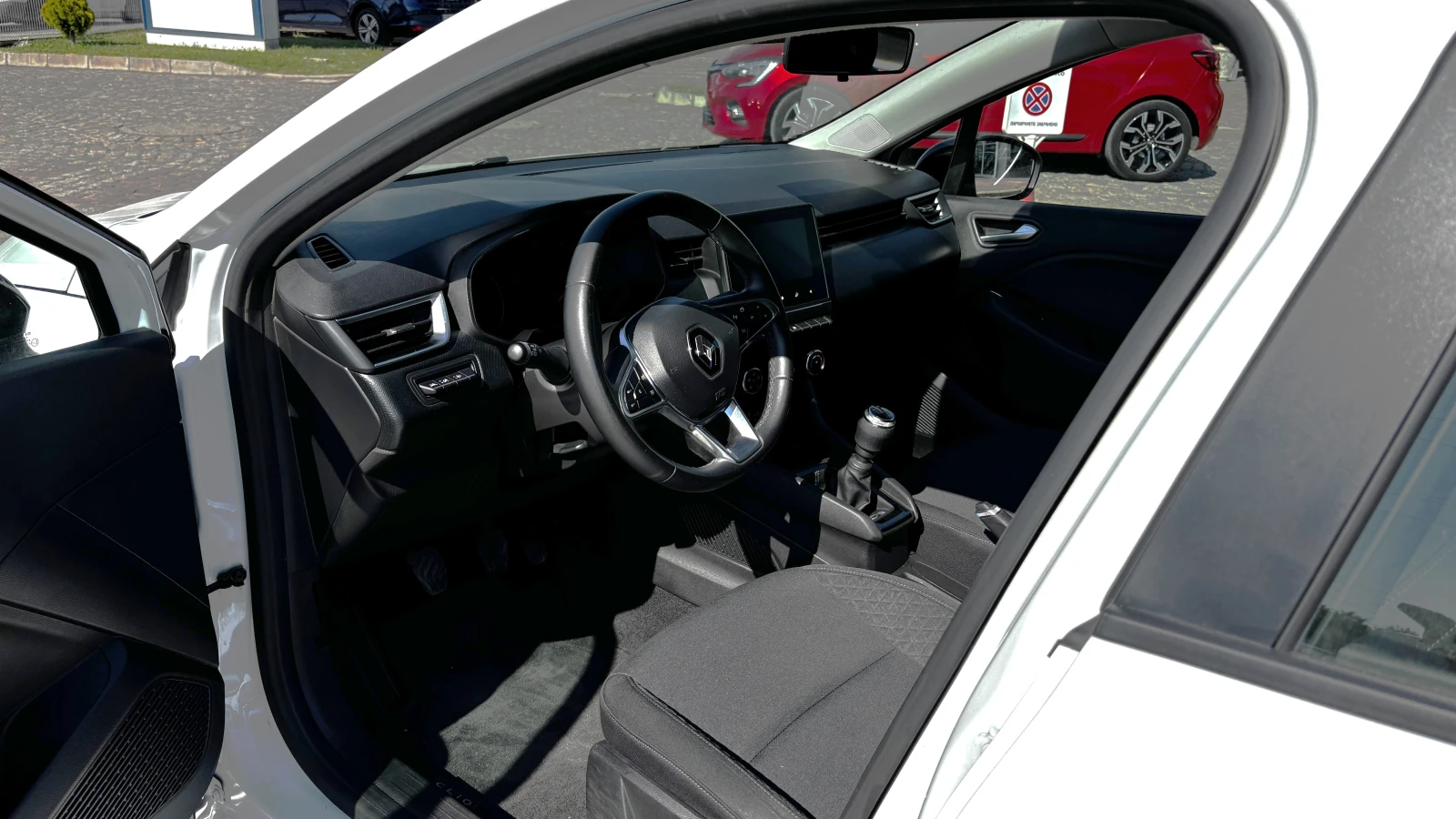 Renault Clio 1.0TCe/ 90 к.с, снимка 10 - Автомобили и джипове - 55834391