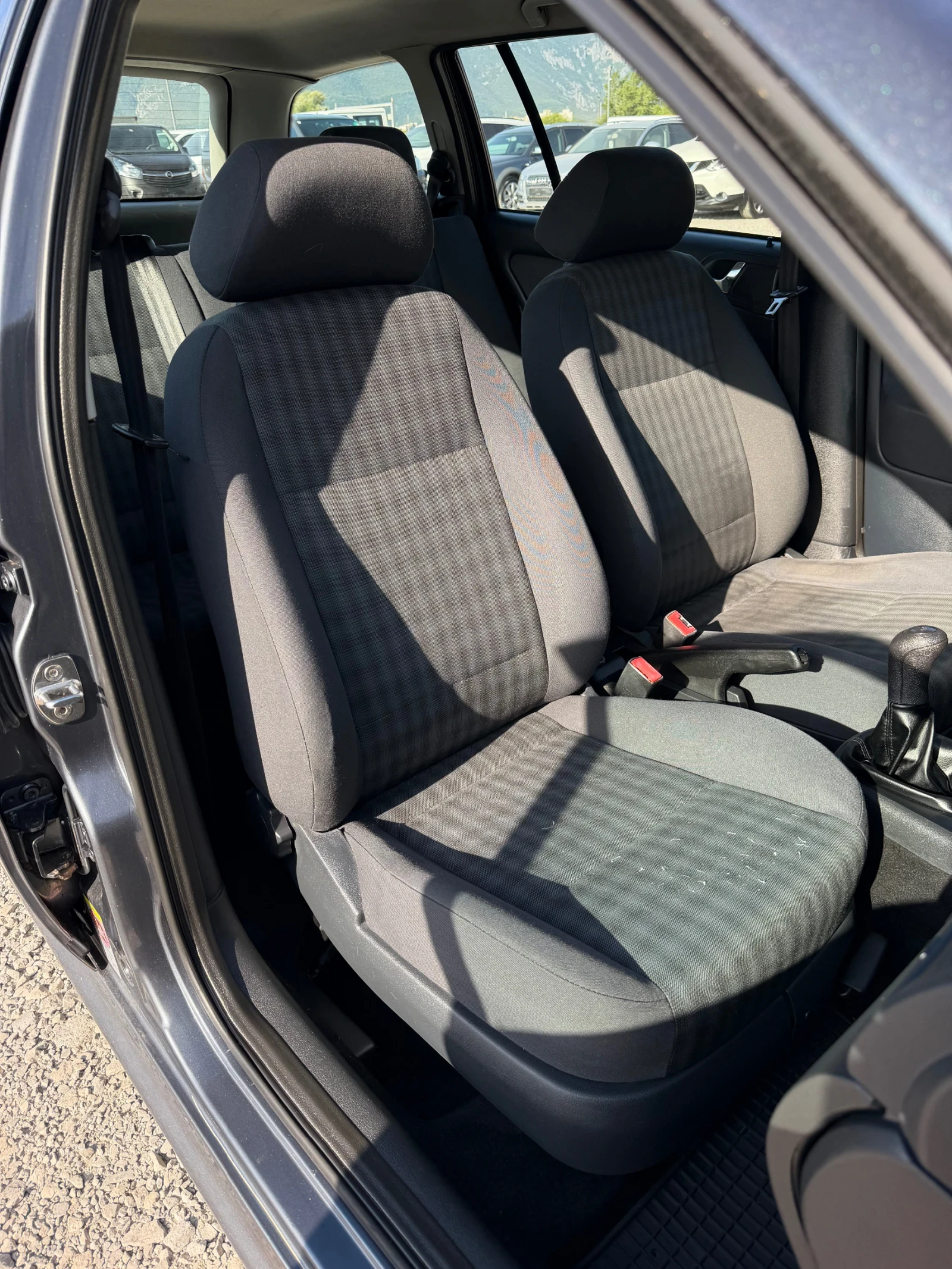 Skoda Octavia 1.9TDi 101к.с * Климатроник* , снимка 13 - Автомобили и джипове - 55922767