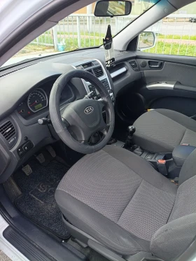 Kia Sportage С ГАЗ/ ОБСЛУЖЕНА!, снимка 9