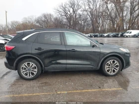 Ford Escape 1.5l Sel, снимка 13 - Автомобили и джипове - 53658697