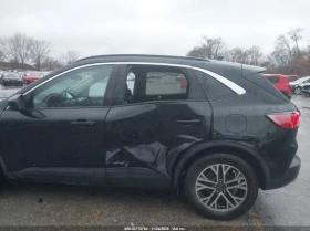 Ford Escape 1.5l Sel, снимка 6 - Автомобили и джипове - 53658697