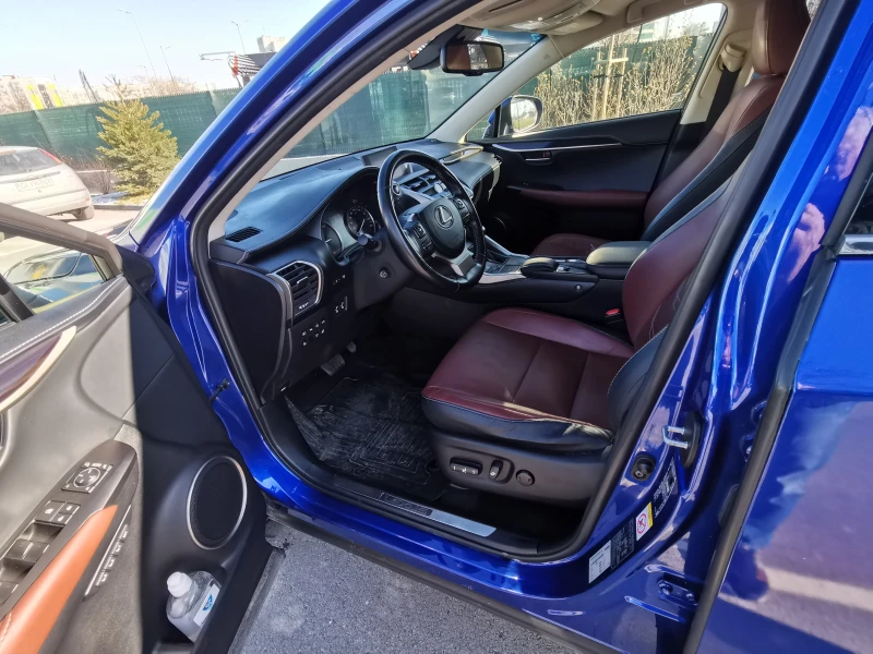 Lexus NX 300h LUXURY HYBRID/LPG, снимка 13 - Автомобили и джипове - 47067621