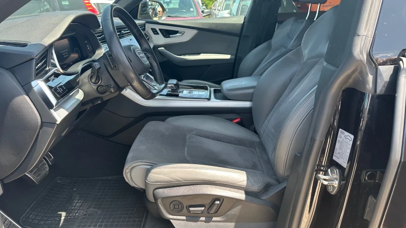 Audi Q8 50TDI 3X S LINE БАРТЕР ЛИЗИНГ , снимка 10 - Автомобили и джипове - 50580952