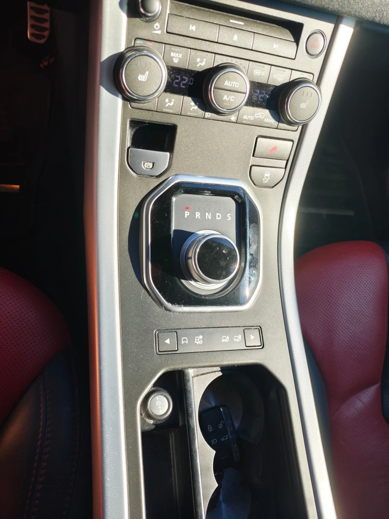 Land Rover Range Rover Evoque ШВЕЙЦАРИЯ, 4Х4, снимка 13 - Автомобили и джипове - 52133621