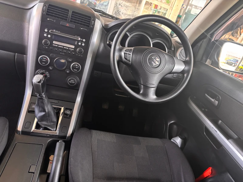 Suzuki Grand vitara Sz4 2.4 , снимка 8 - Автомобили и джипове - 52625227