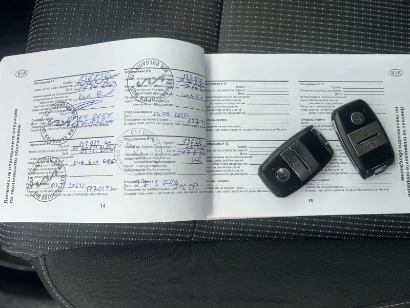 Kia Sportage 2.0, снимка 11 - Автомобили и джипове - 53150763