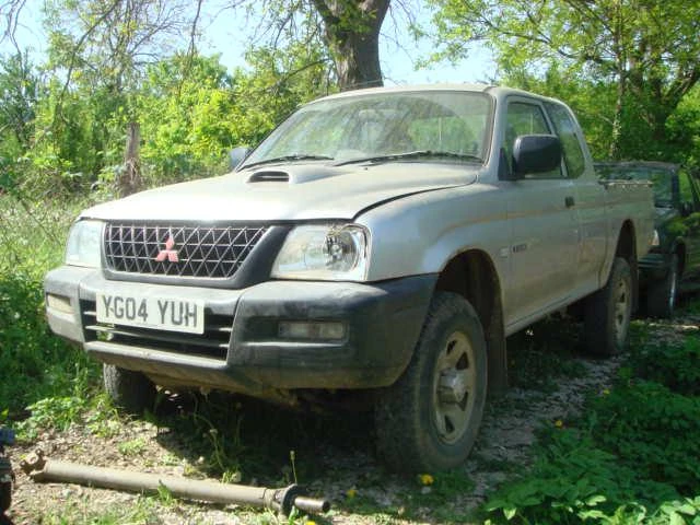 Mitsubishi L200 2.5TDi, снимка 1 - Автомобили и джипове - 46834309