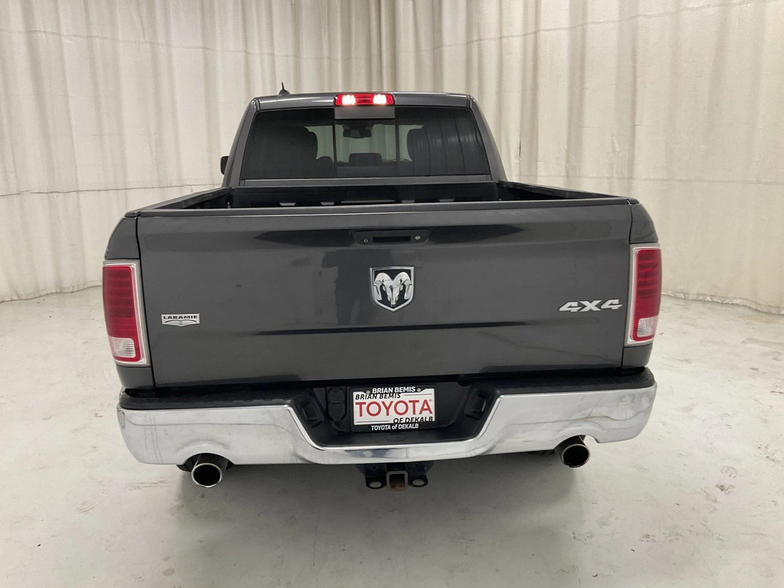 Dodge RAM 1500 Laramie* 5.7 Hemi* 8ZF* Short Bed - изображение 5