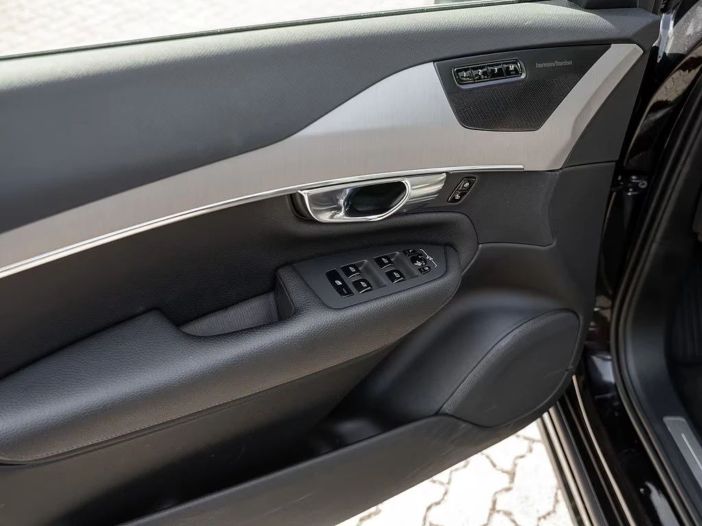 Volvo Xc90 T8-ULTRA/455HP/PANO/HUD/CAM/CARPLAY/H&K/AMBI/165g - изображение 5