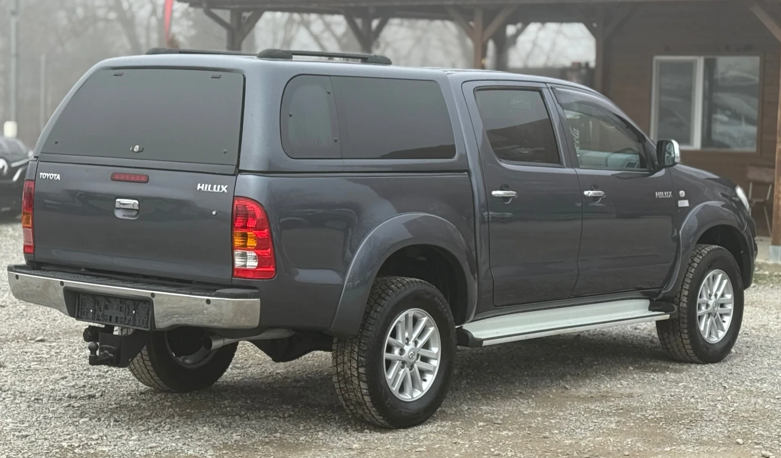 Toyota Hilux 3.0D 171к.с * Климатроник*  - изображение 6