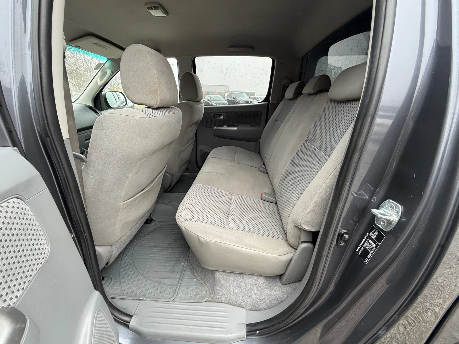 Toyota Hilux 3.0D 171�.� * �����������*  | Mobile.bg � ����������� 15