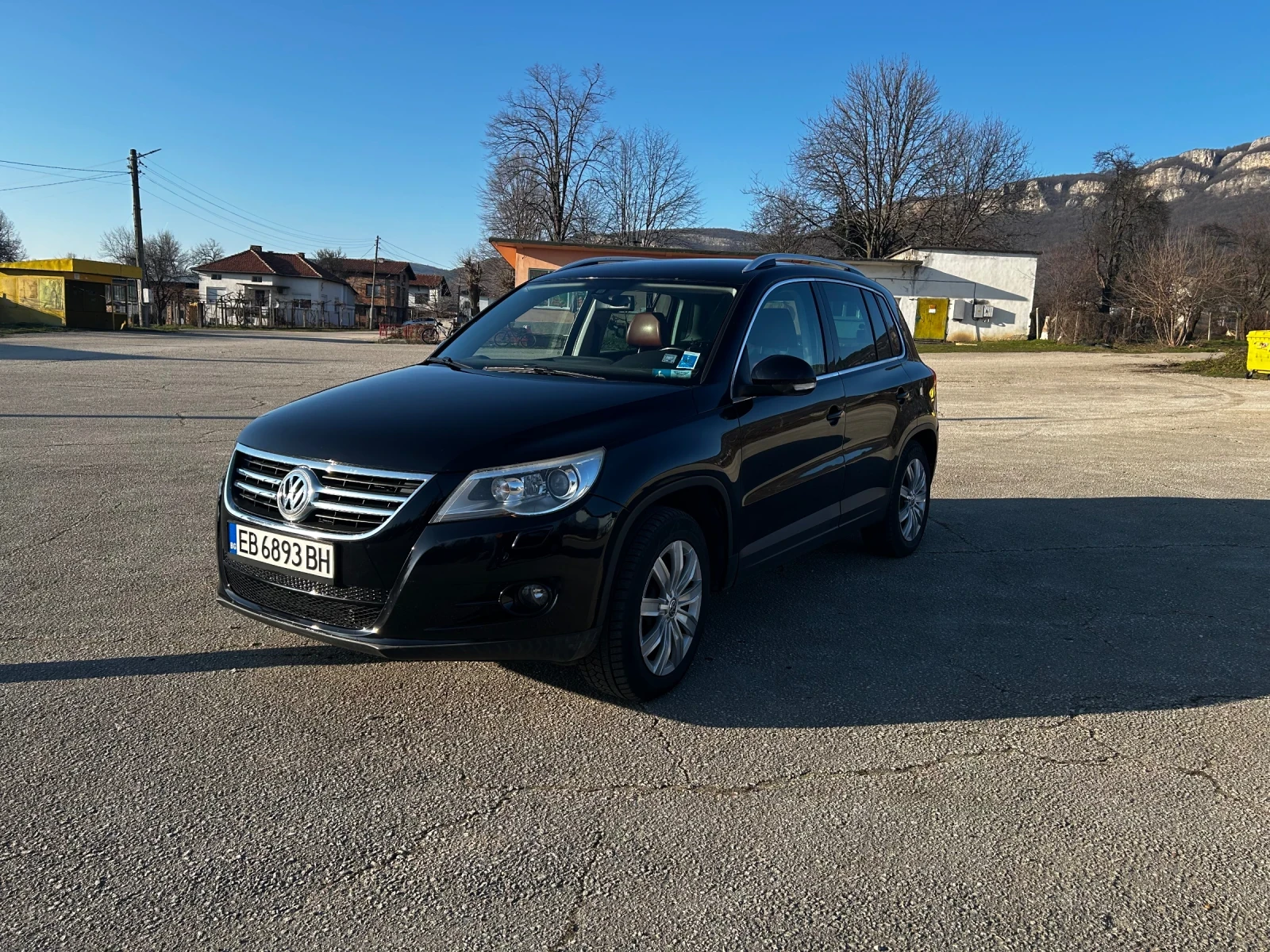 VW Tiguan 2, 0 TDI 4x4 автомат Aisin - изображение 4