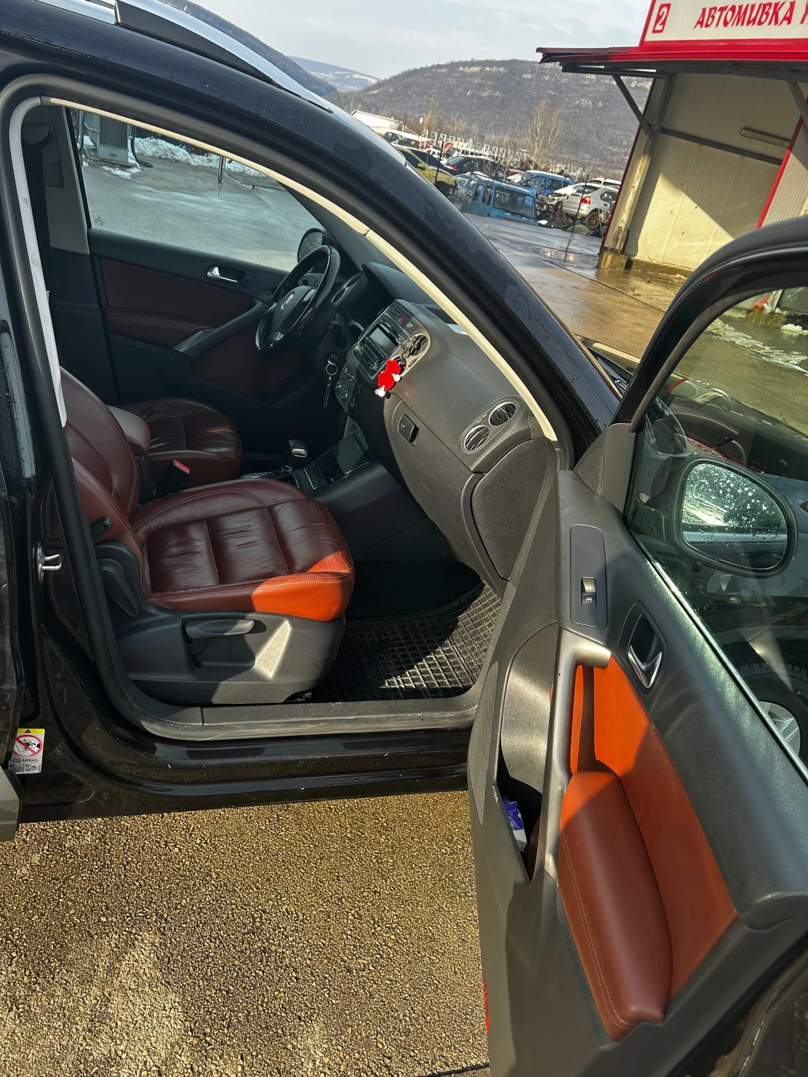 VW Tiguan 2, 0 TDI 4x4 автомат Aisin - изображение 7