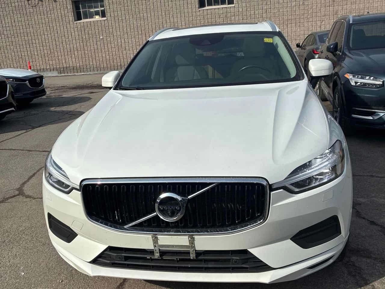 Volvo XC60 Momentum  CARFAX, снимка 6 - Автомобили и джипове - 54172252