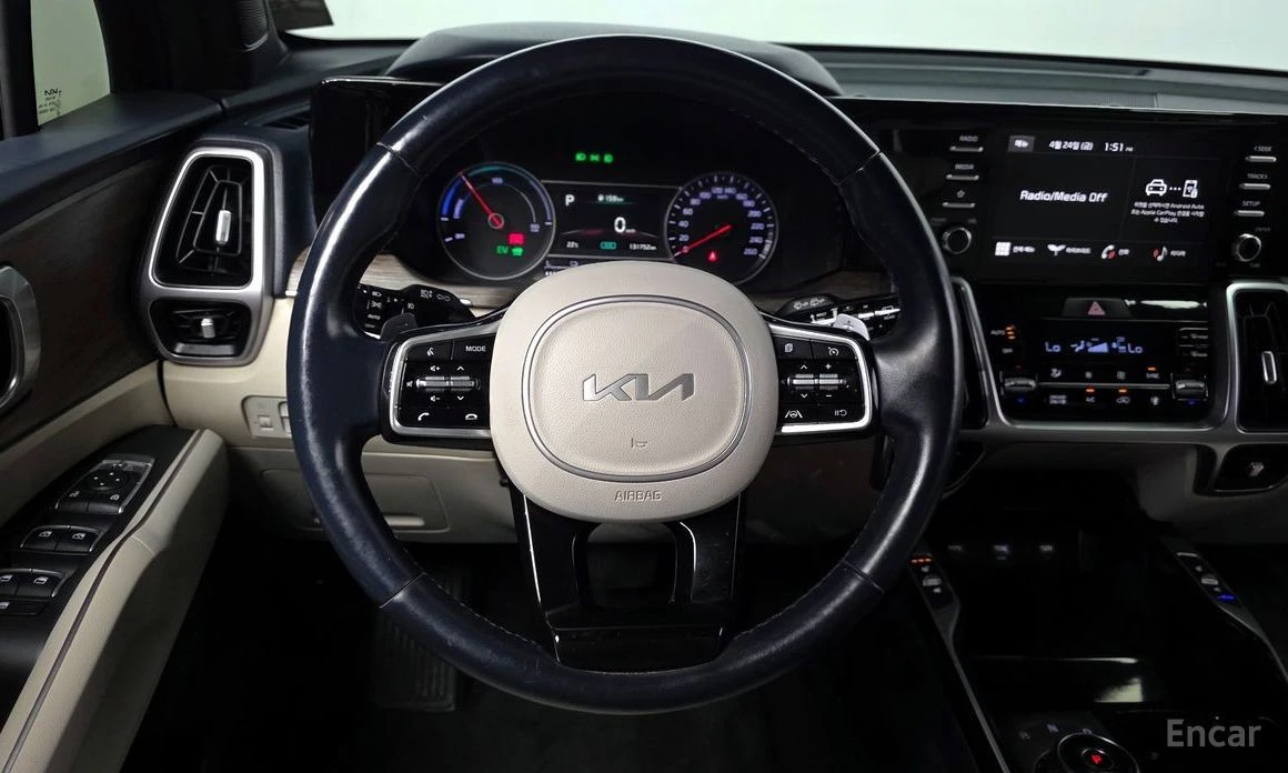 Kia Sorento, снимка 13 - Автомобили и джипове - 54396717