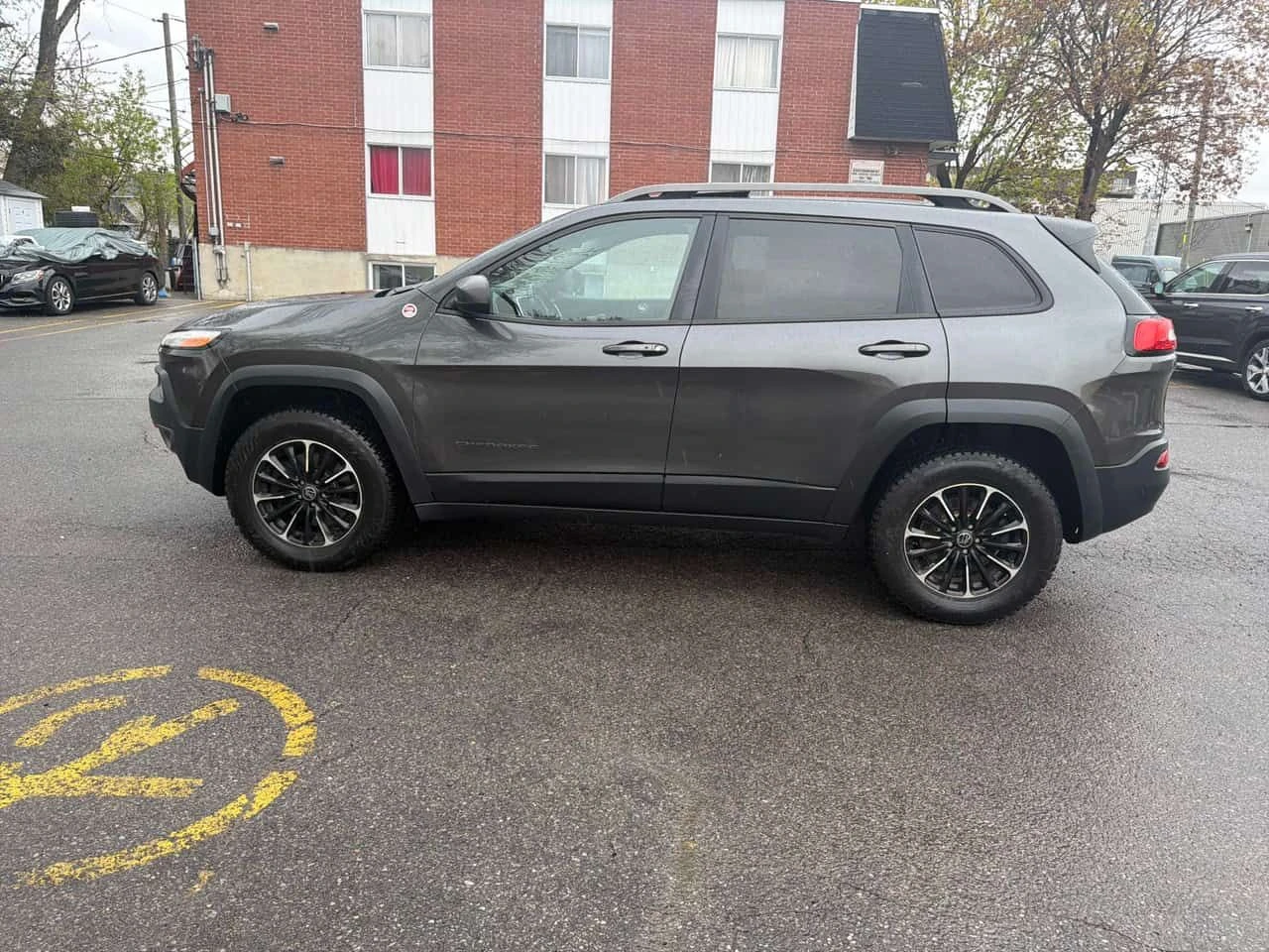 Jeep Cherokee * Trailhawk * PANO * КАМЕРА * NAVI, снимка 2 - Автомобили и джипове - 54720158