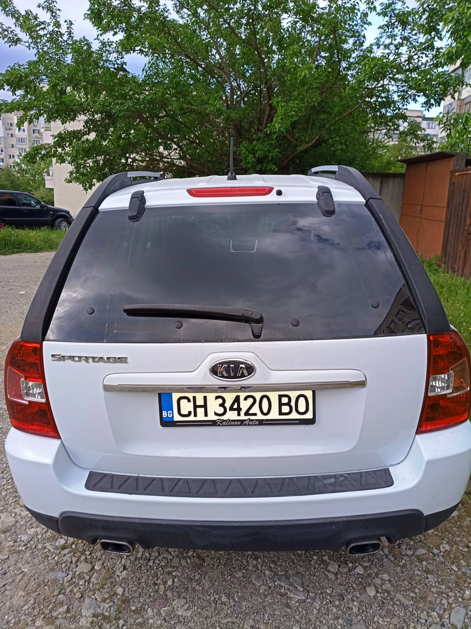 Kia Sportage С ГАЗ/ ОБСЛУЖЕНА!, снимка 3 - Автомобили и джипове - 54723893