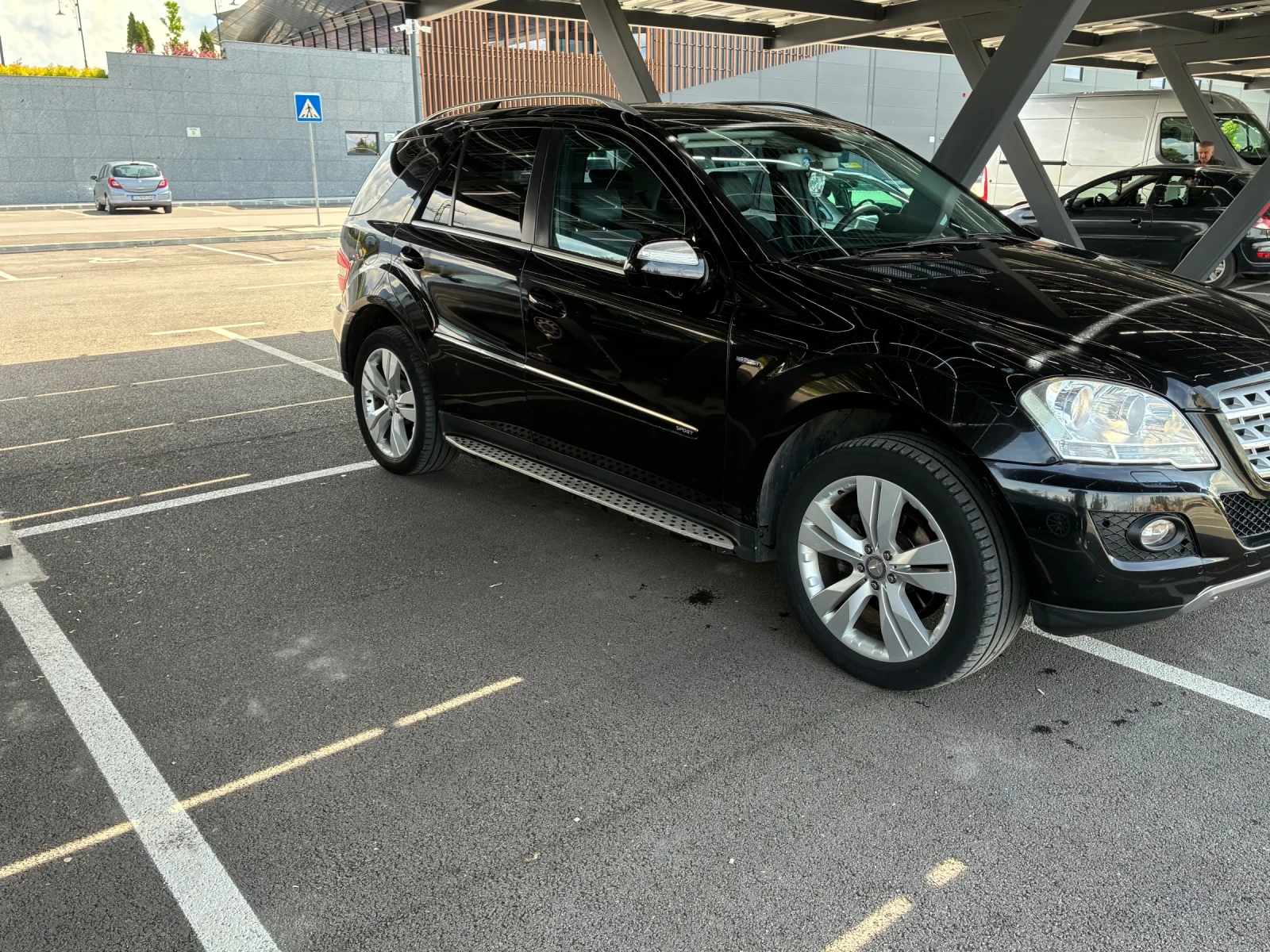 Mercedes-Benz ML 350, снимка 5 - Автомобили и джипове - 54822061