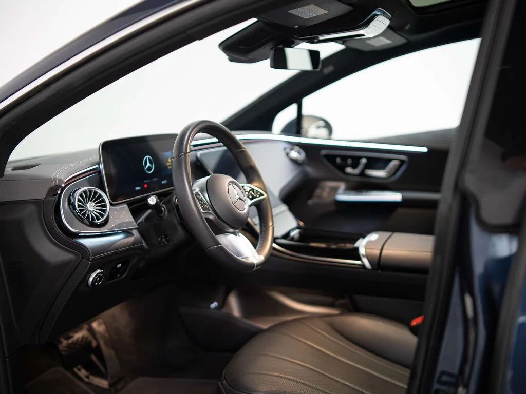 Mercedes-Benz EQE 350 4MATIC | MASSAGE | 360 | ОБДУХ | DISTRO | HUD, снимка 5 - Автомобили и джипове - 55151139