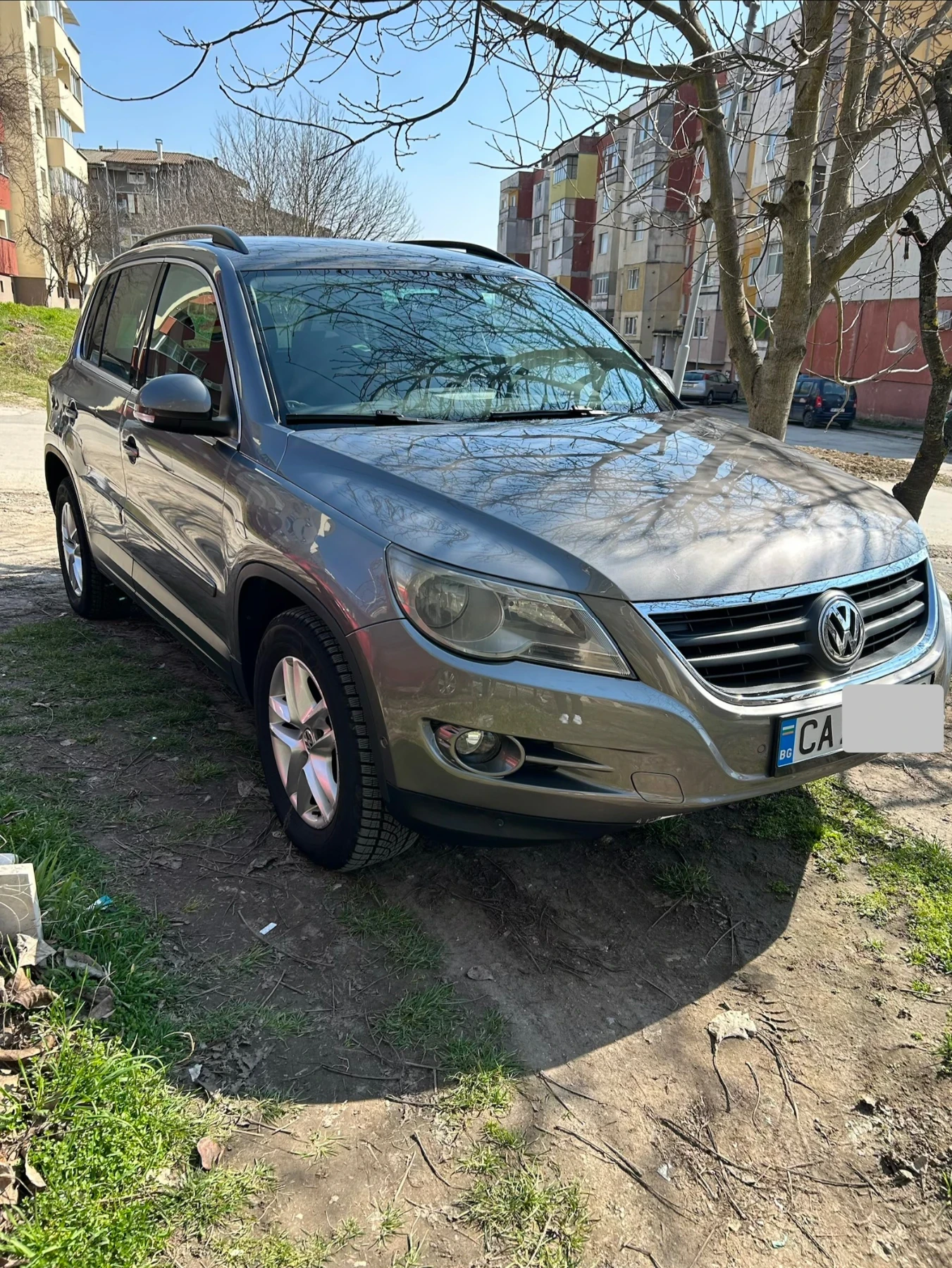 VW Tiguan 2.0 TDI 140 4X4, снимка 2 - Автомобили и джипове - 55807924