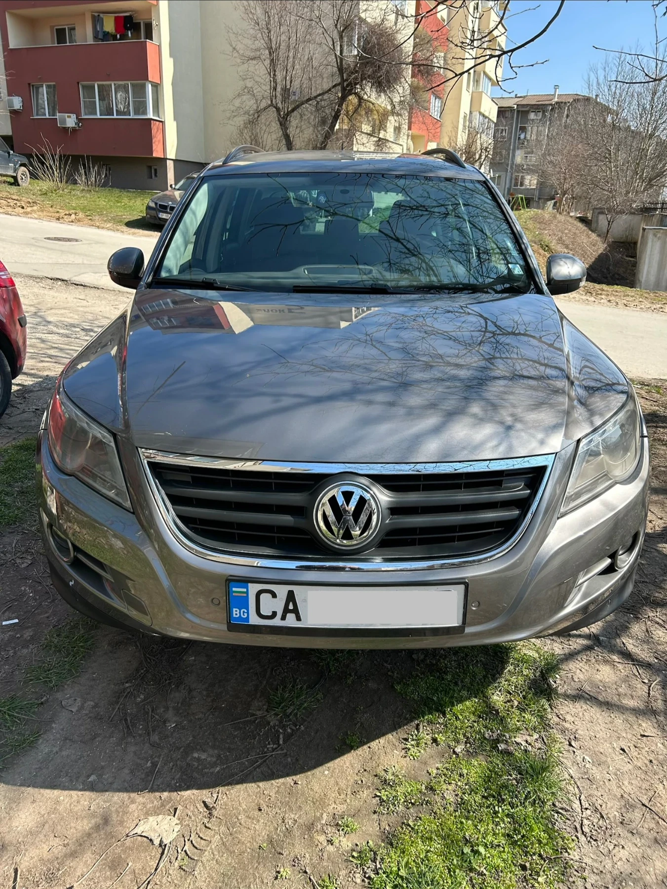 VW Tiguan 2.0 TDI 140 4X4, снимка 3 - Автомобили и джипове - 55807924