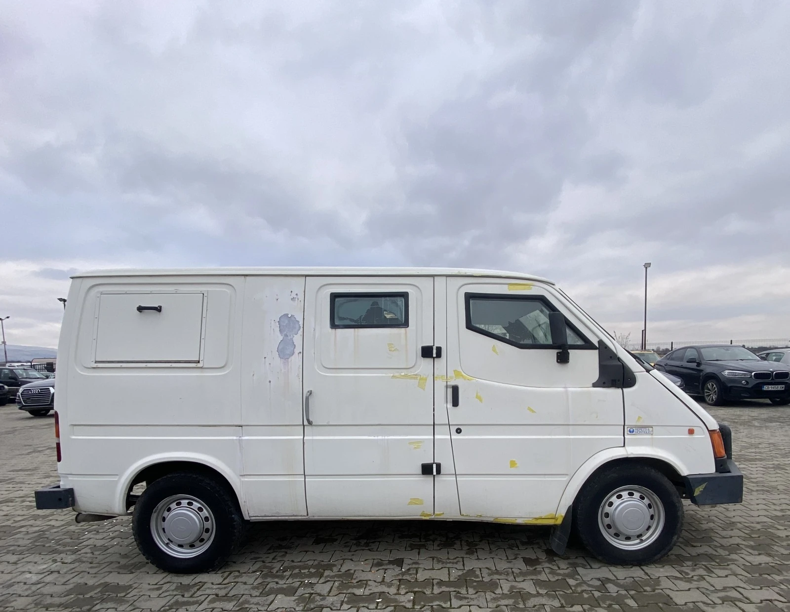 Ford Transit 2.5D БЛИНДИРАН - изображение 6