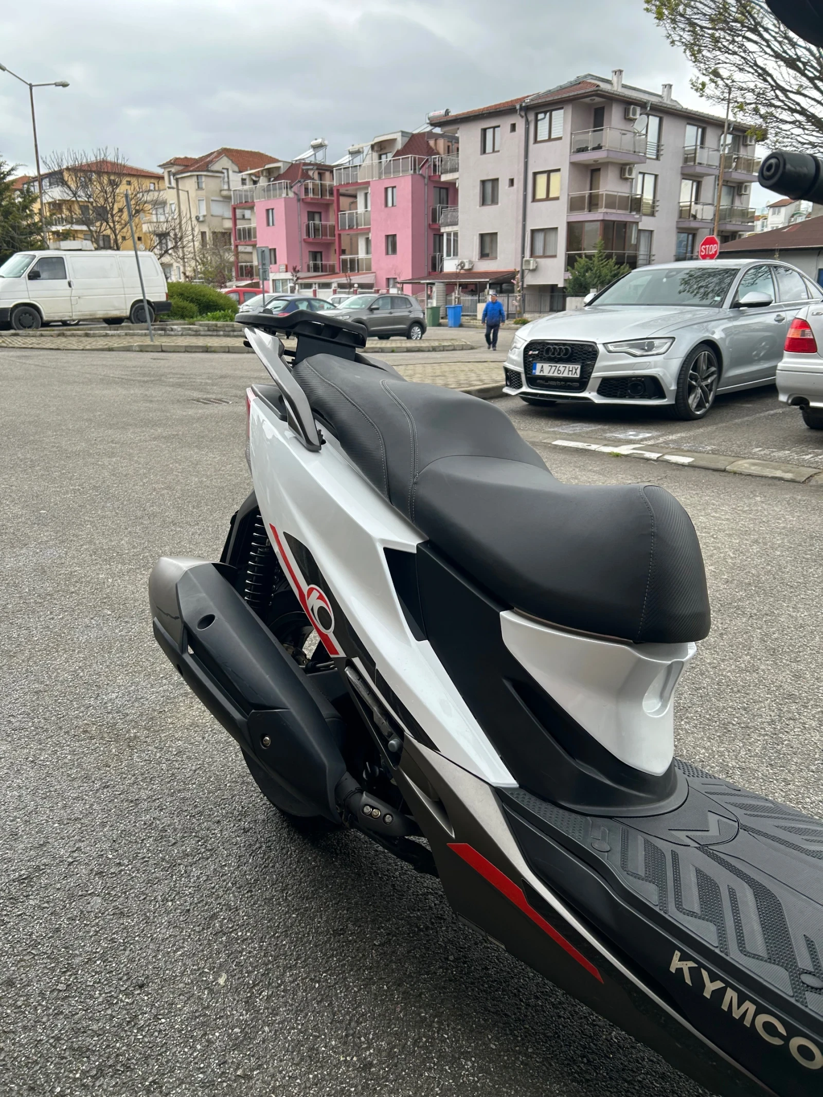 Kymco Downtown Crain gt 300, снимка 4 - Мотоциклети и мототехника - 54400768