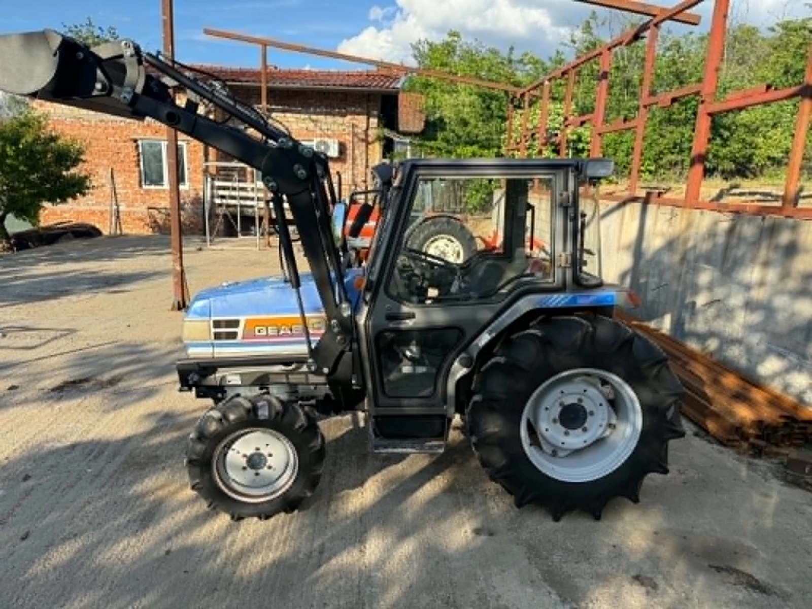 Трактор ISEKI TG33, снимка 6 - Селскостопанска техника - 54575154