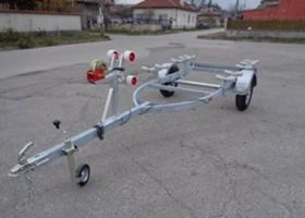За автомобил Venitrailers за надувна лодка, снимка 2