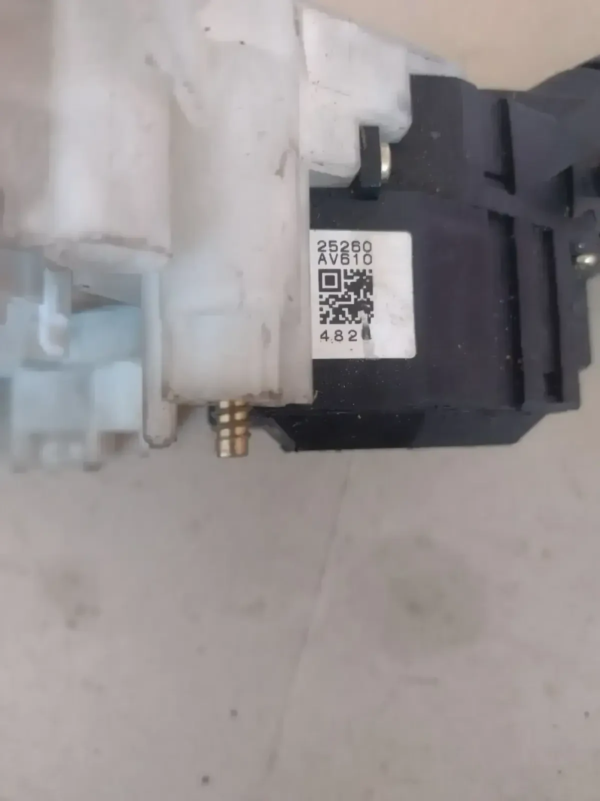 25540AV600 5260AV610 �������� �� �������� � �������� �� Nissan Primera P12Almera 2 Tino 25560AV615 | Mobile.bg � ����������� 4