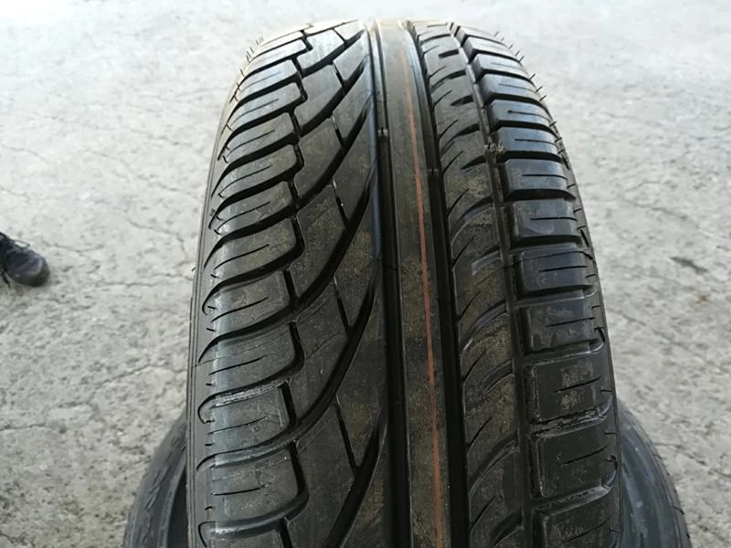 Гуми Летни 205/60R16, снимка 1 - Гуми и джанти - 21882549