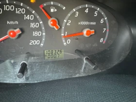 Nissan Micra 1.2 80кс Автоматик Navi, снимка 9