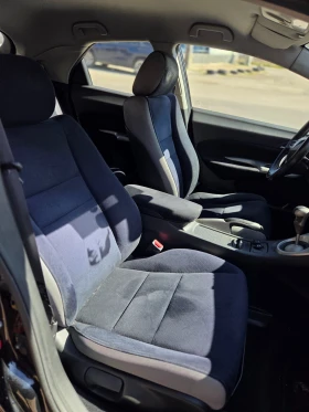 Honda Civic 1.8i-VTEC Газов инж. 140к.с., снимка 14