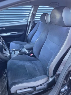 Honda Civic 1.8i-VTEC Газов инж. 140к.с., снимка 6