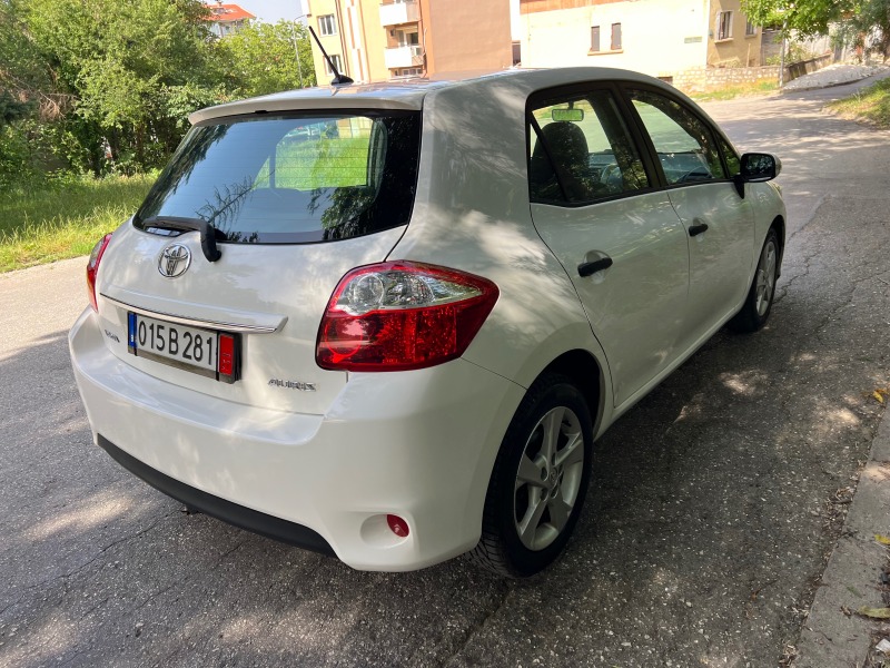 Toyota Auris 1.33 VVTi/99p.s-Facelift/Euro 5b, снимка 3 - Автомобили и джипове - 46410833