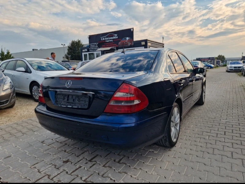 Mercedes-Benz E 220 ОЧАКВАН ВНОС!, снимка 2 - Автомобили и джипове - 47604754