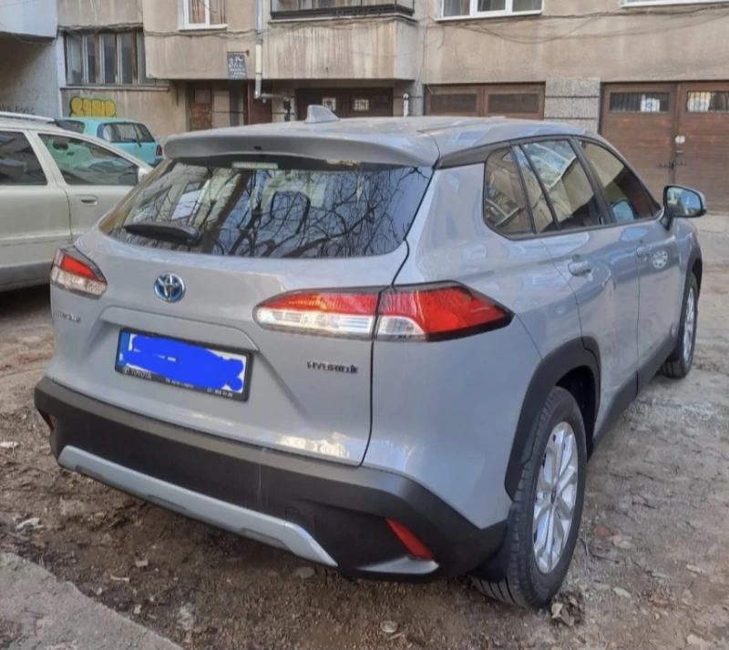 Toyota Corolla Cross 2.0 hybrid 197кс. ЧИСТО НОВ , снимка 5 - Автомобили и джипове - 47869390