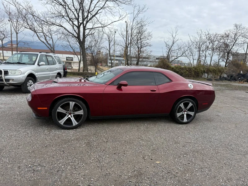 Dodge Challenger 3.6 V6, снимка 3 - Автомобили и джипове - 48208634