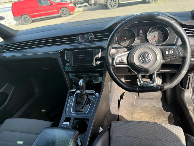 VW Passat Passat B8 2.0tdi 150crl dsg R-line на части, снимка 3 - Автомобили и джипове - 49929580