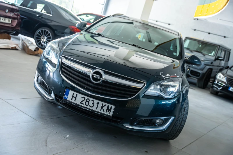 Opel Insignia, снимка 3 - Автомобили и джипове - 51505621
